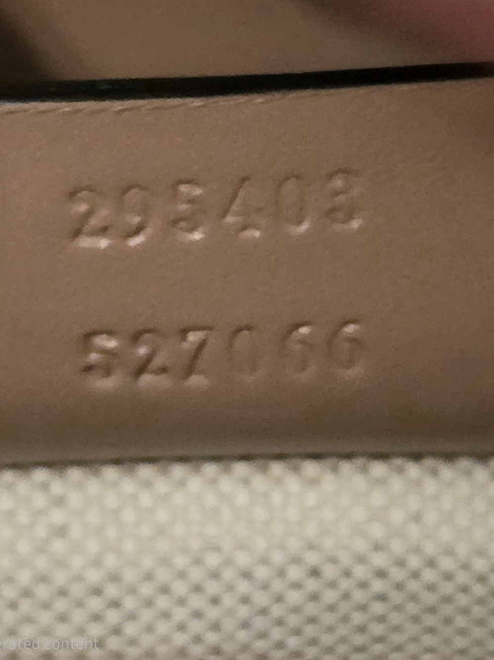 **Authentic** Gucci Emily GG Logo Canvas Chain Shoulder Tote with Tassel - Picture 5 of 14